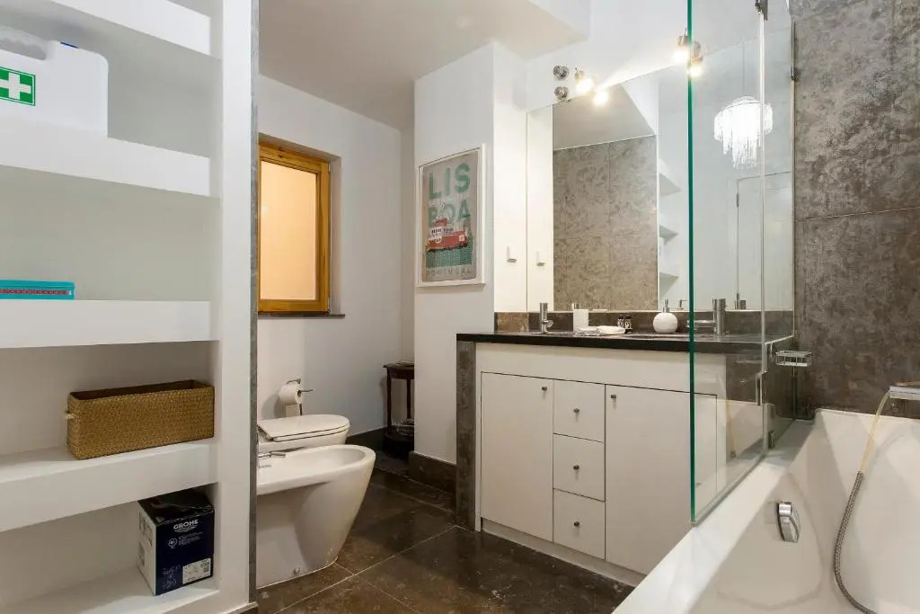 Chiado 4-Bedroom Flat