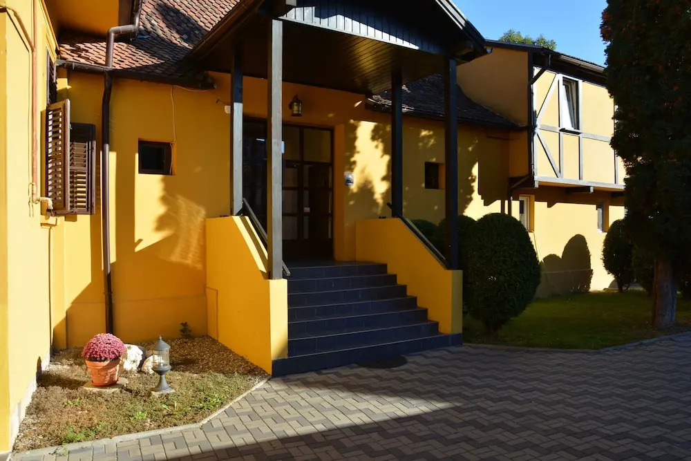 Cristian Inn