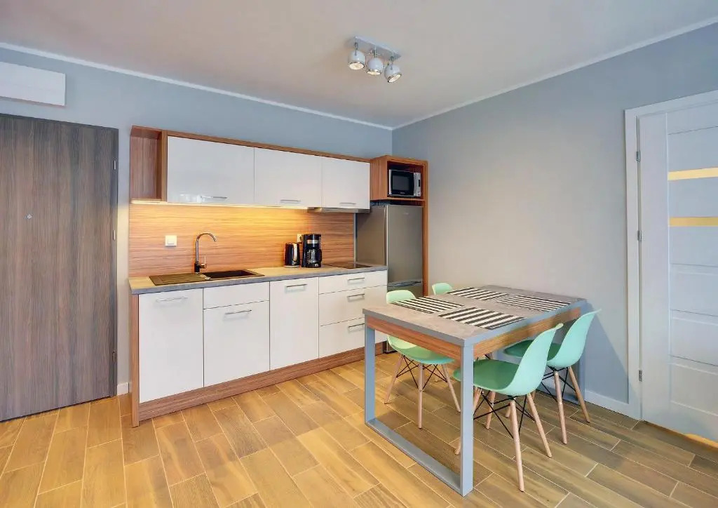 Komfortowe Apartamenty Sun Seasons 24 w Pogorzelicy Blisko Morza by Noclegi Renters