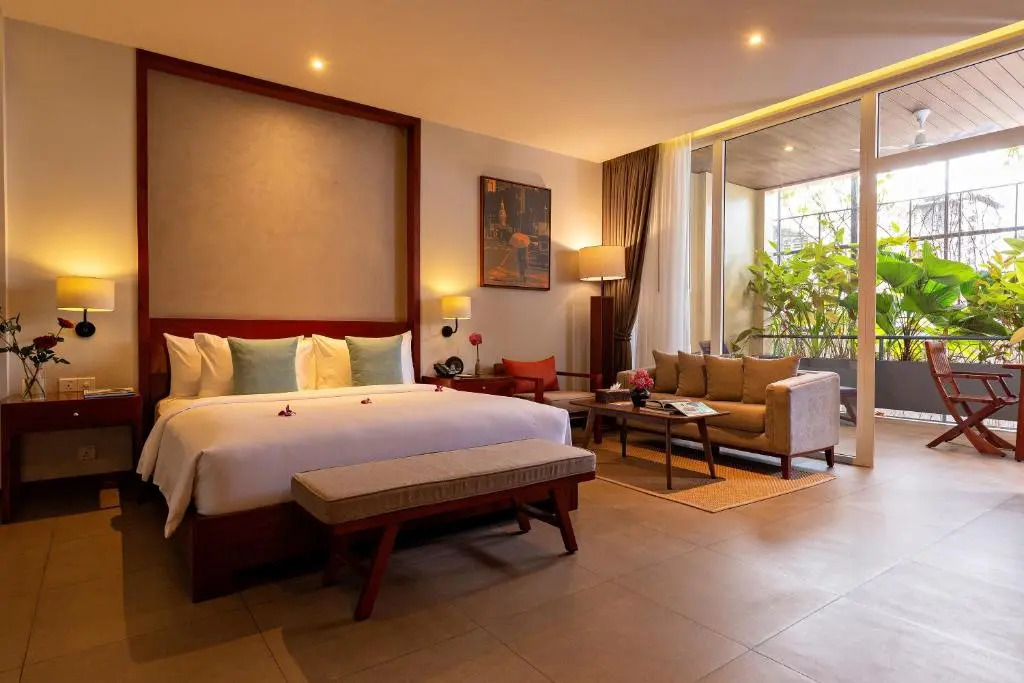 Indra Hotel