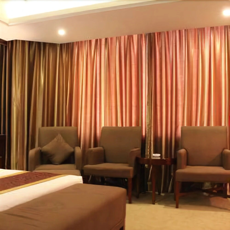 Plaza Garden Hotel