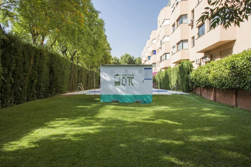 Acogedor estudio parking frente FIBES