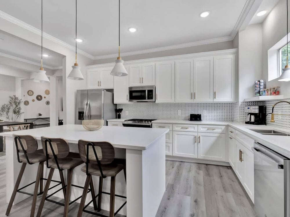 Modern Luxury Minutes From Downtown Dallas