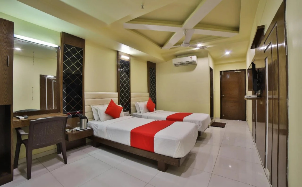 hotel kalash residency