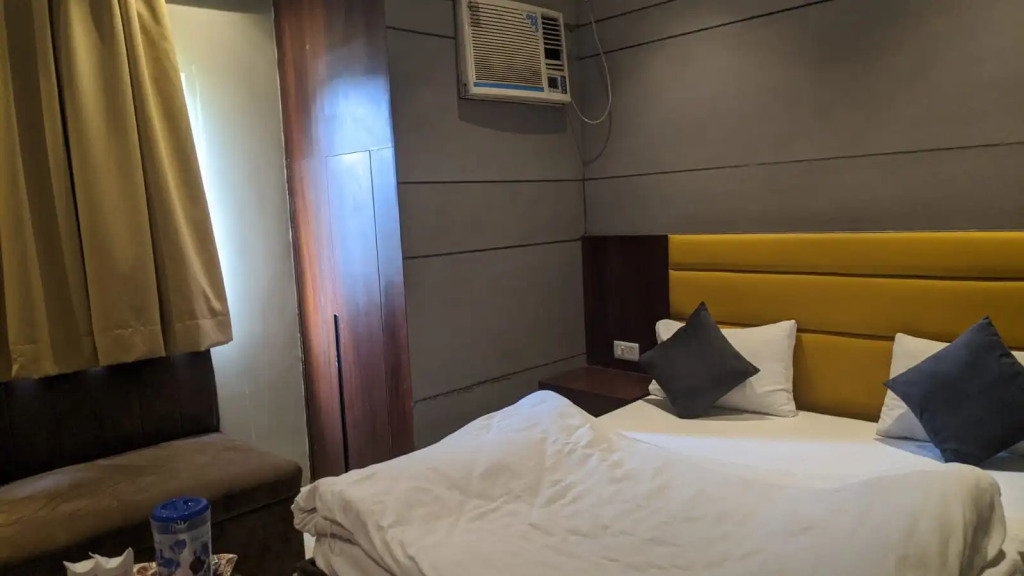 OYO 5688 Hotel Gagan Eco