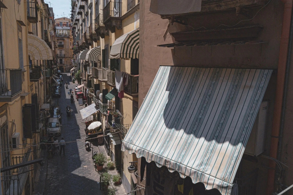 Napoli Visit Home