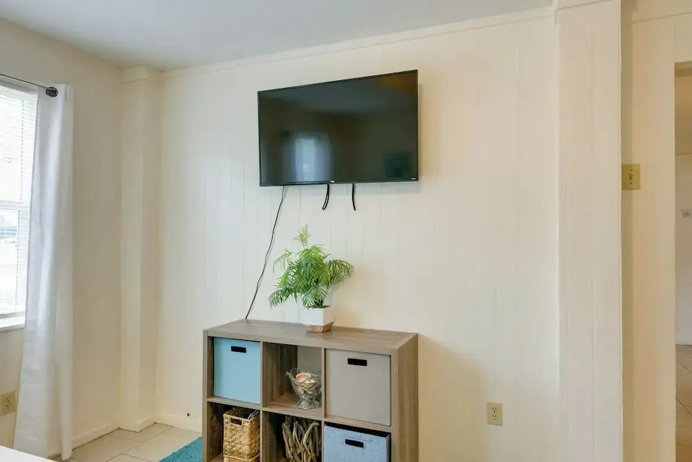 Walk to Aransas Bay: Beautiful Rockport Townhome