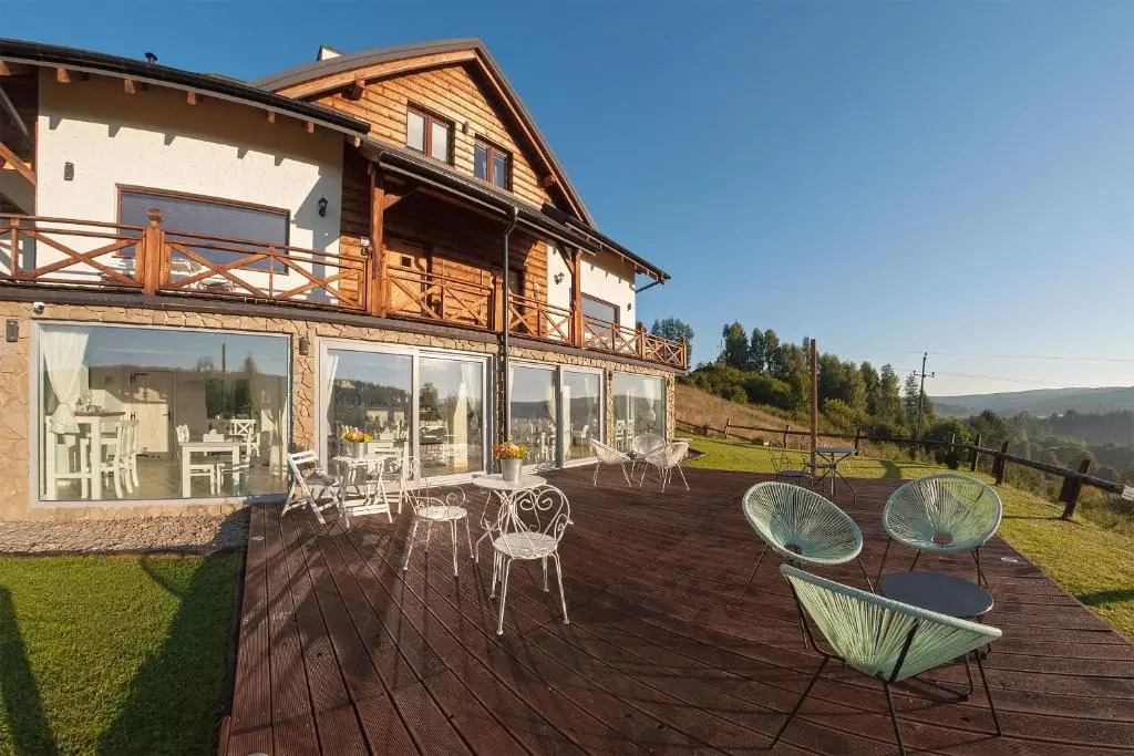 Chata w Bieszczadzie SPA apartamenty i domki z basenem Bieszczady