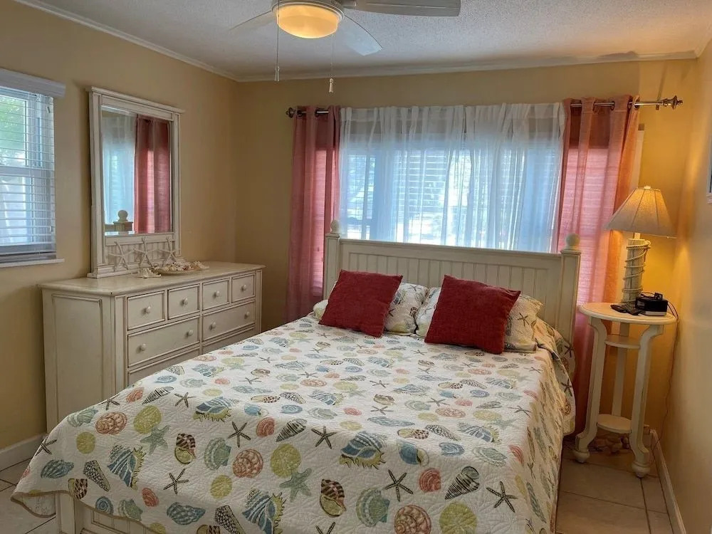 Sea Pirate 5 2 Bedroom Home by RedAwning