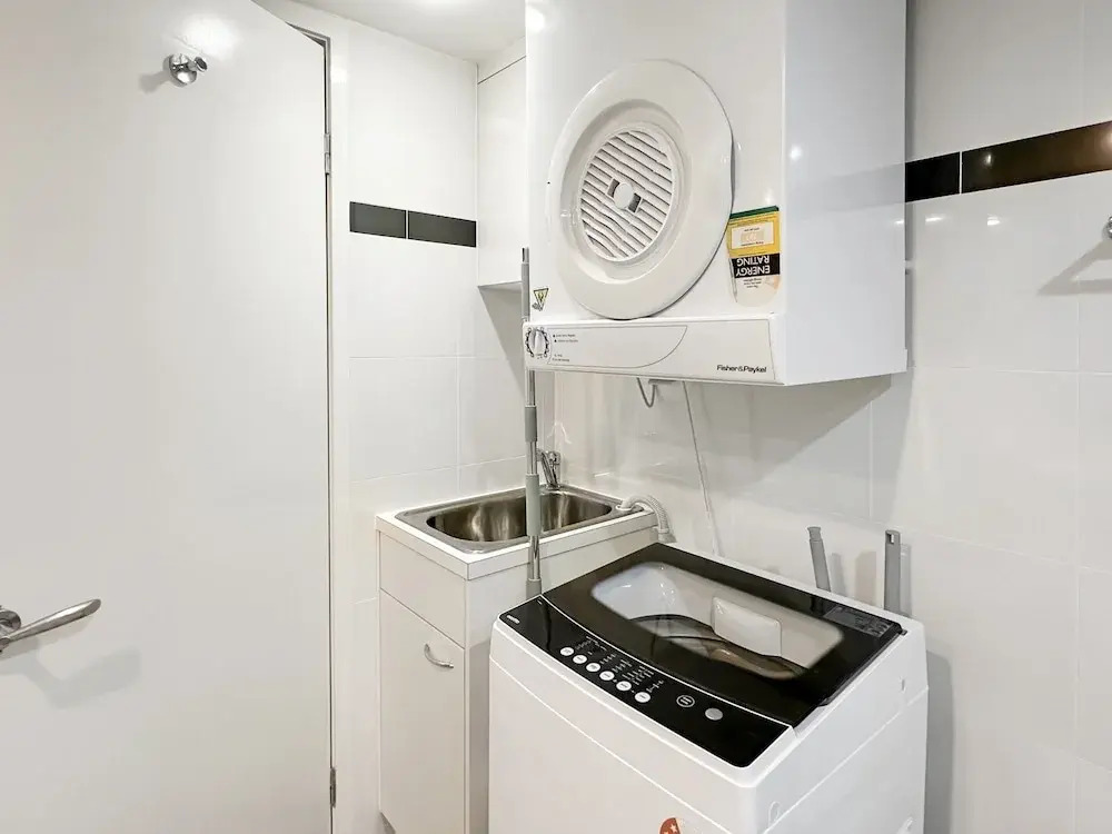 2-bed City Apartment With Gym