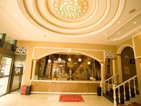 Xingshan Luoma Holiday Hotel