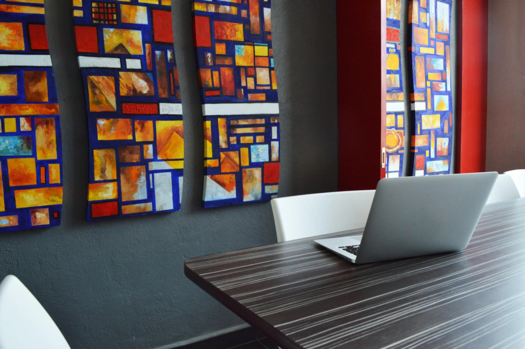 Hotel Block Suites