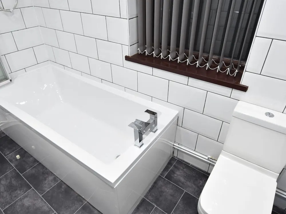 Spacious Holiday Home in Coventry near Coventry University