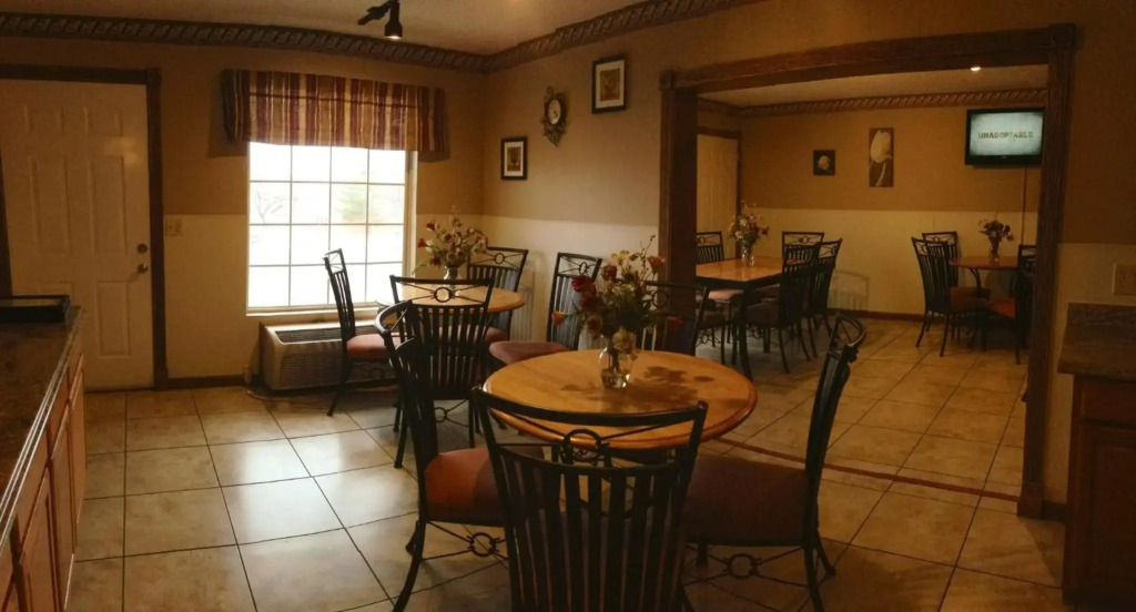 Twelve Oaks Inn
