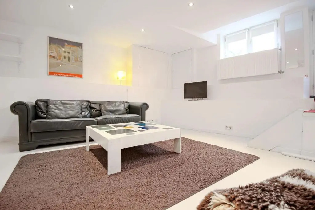 Romantic Jordaan Canalsuite near Anne Frank House