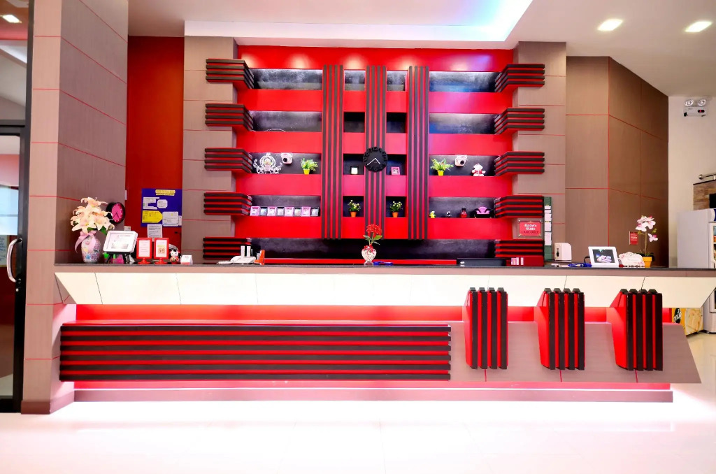PB Grand Hotel