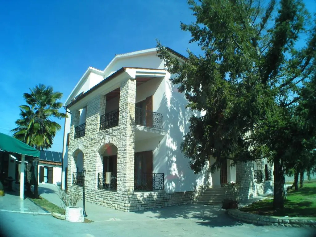 B&B Moderno