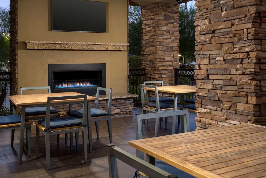 Hampton Inn & Suites by Hilton Phoenix Tempe