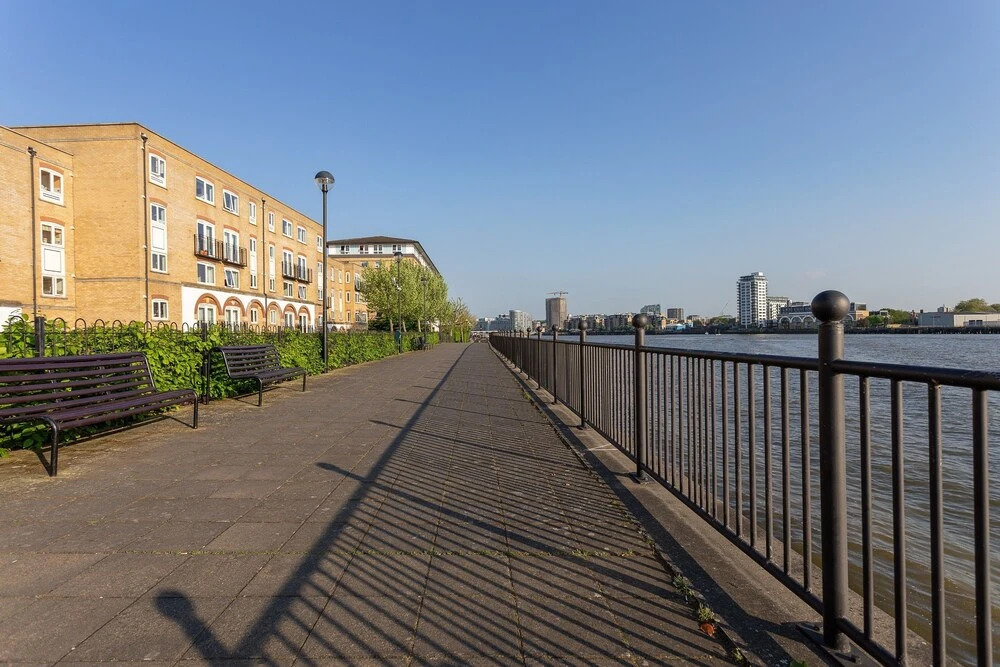 1 Bedroom Flat In Canary Wharf