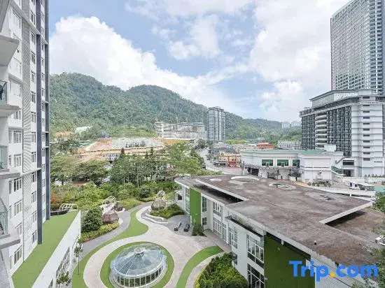 Windmill Upon Hills Premier Suite by QHome