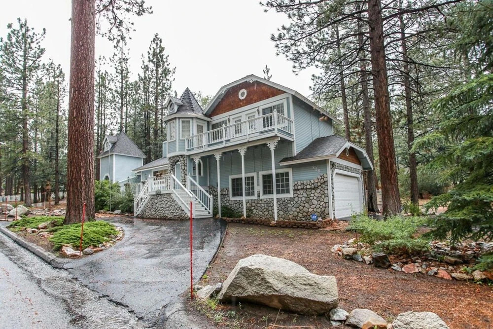 Bear Castle-1854 by Big Bear Vacations