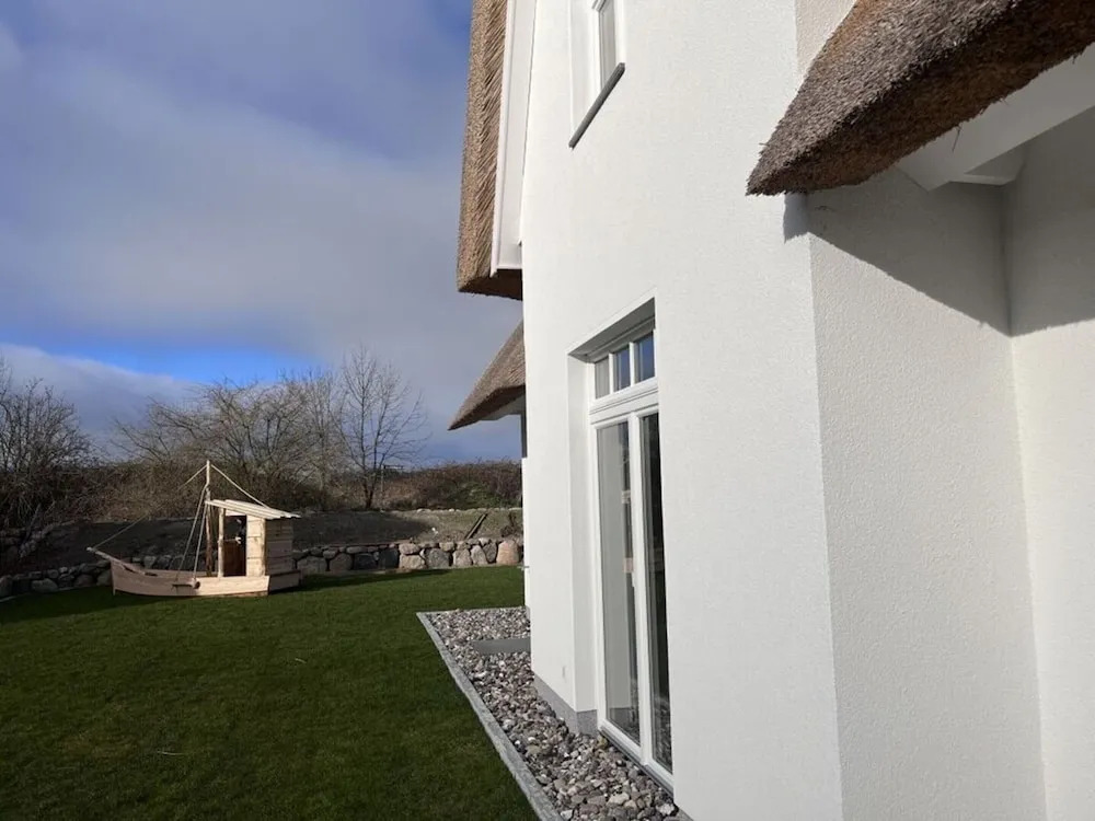 Small Boulder Comfortable Vacation Home