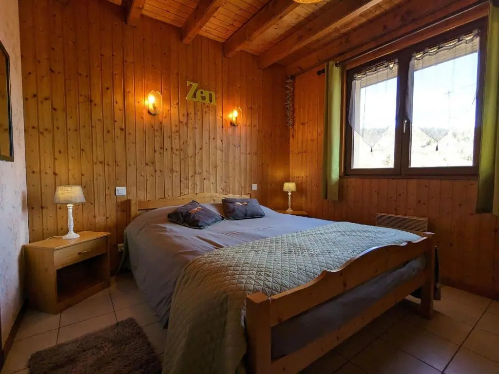 Chalet spacieux à Rochesson, près de Gérardmer, avec garage, cheminée, WIFI et équipements complets - FR-1-589-167