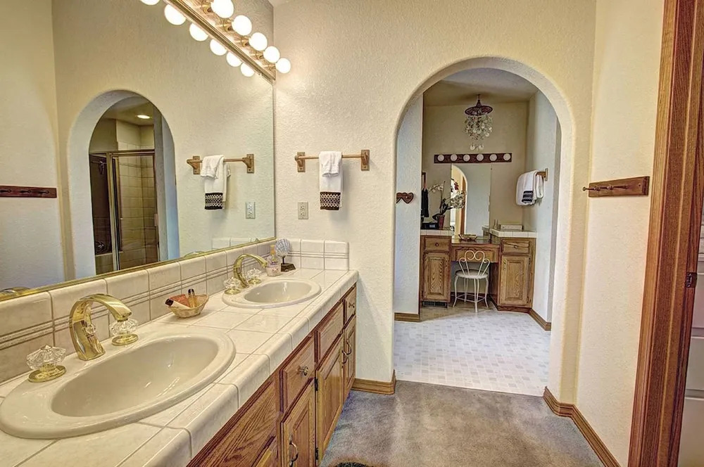 Tahoe Trails Lodge by Lake Tahoe Accommodations