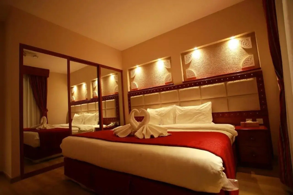 Al Liwan Suites Rawdat Al Khail