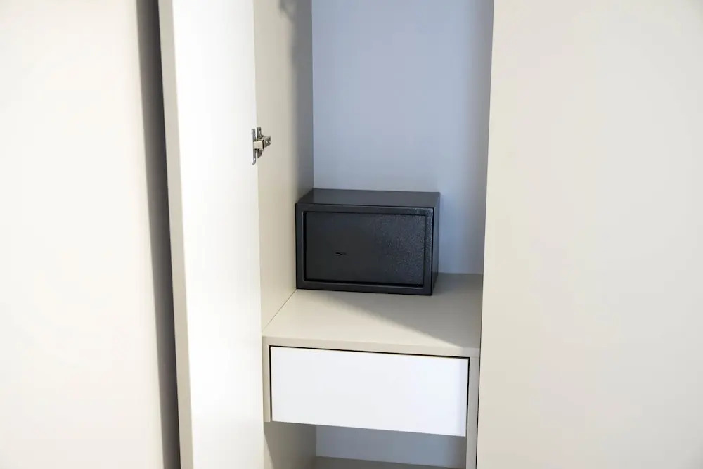 Athens apartment near museum