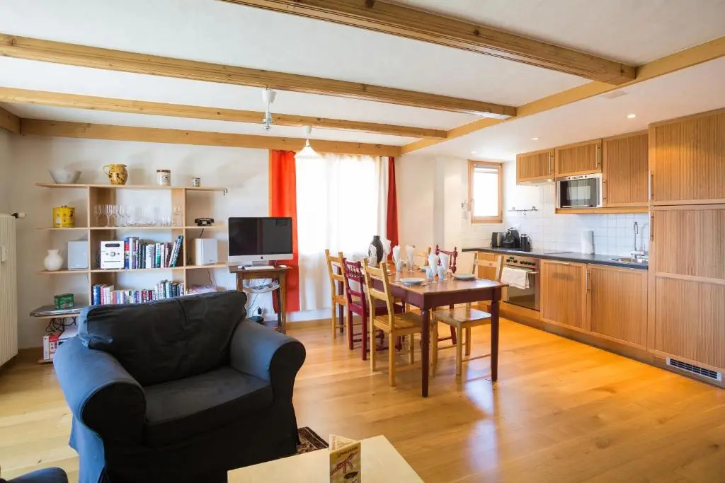Apartment Avouitzons 220