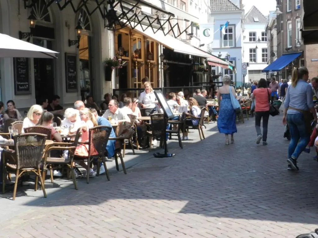 B&B Achter De Sterren