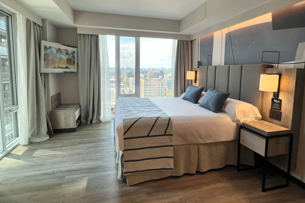 Riu Plaza Toronto