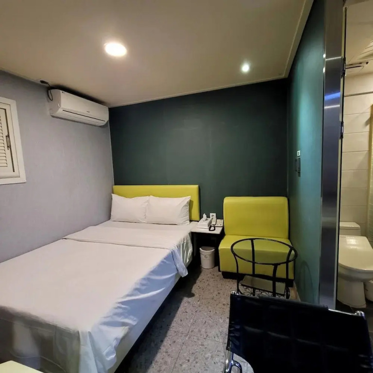 SKY Motel