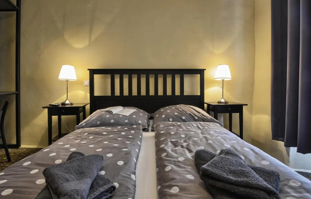 Room Zimmer Portarol