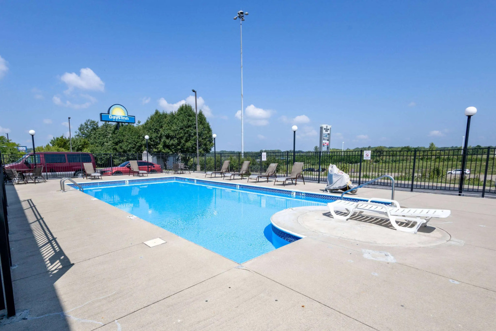 Days Inn by Wyndham Dayton Huber Heights Northeast