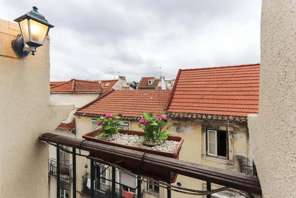 São Bento Typical by Homing