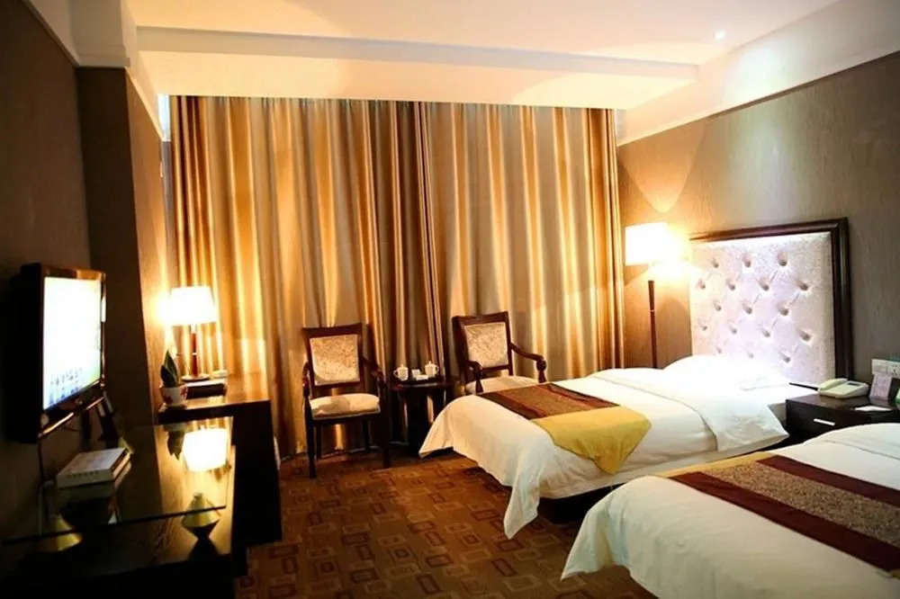 Longcheng Hotel