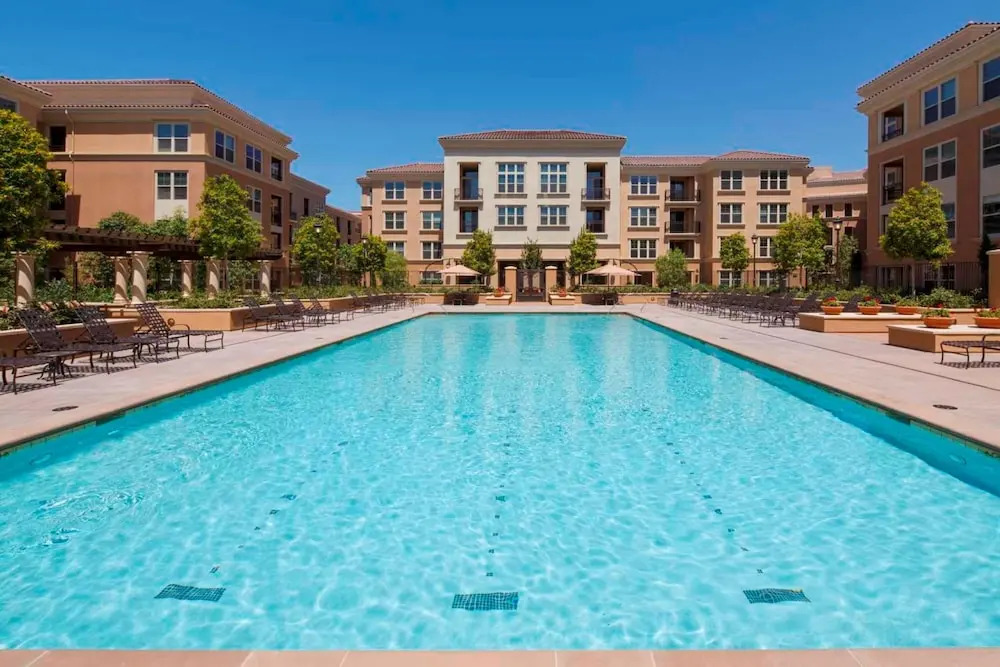 Global Luxury Suites at River Oaks Park