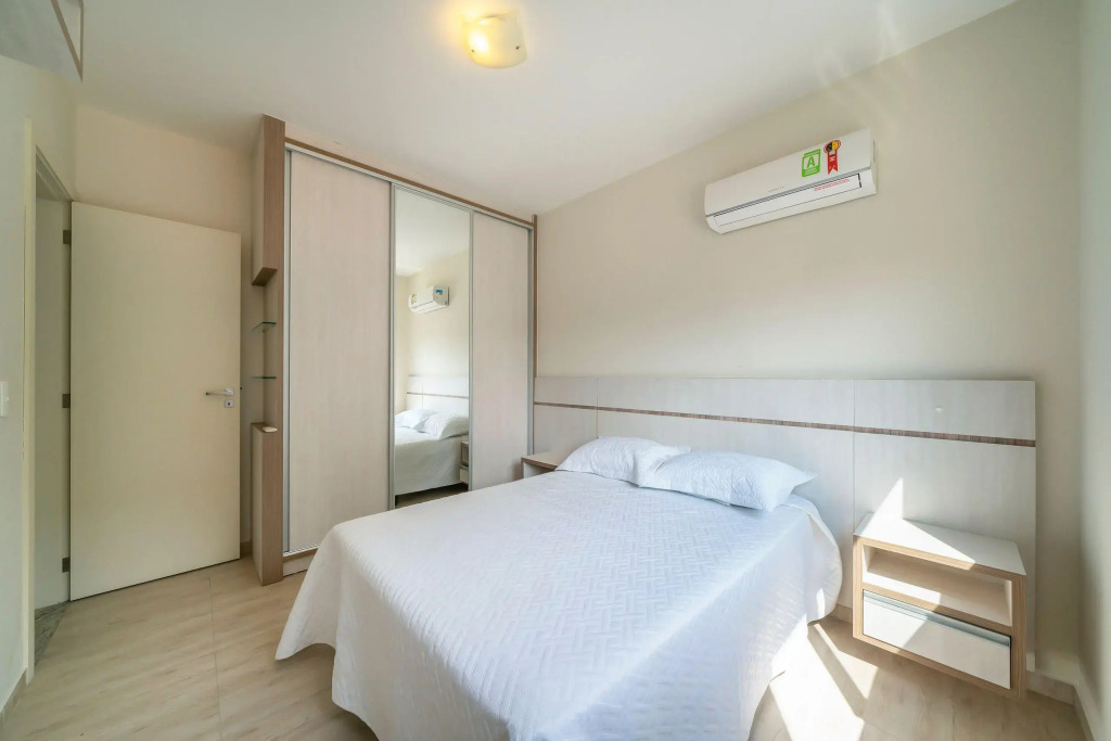 Conforto e 2 quartos perto da praia