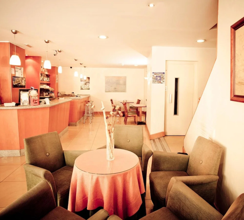 Hotel Maycar