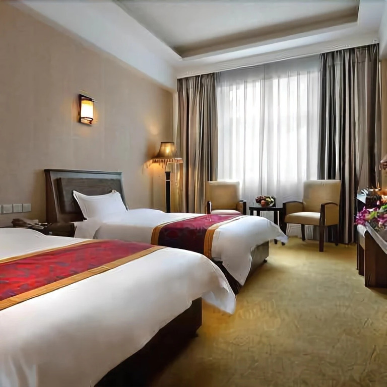 Yading Yizhan Hotel