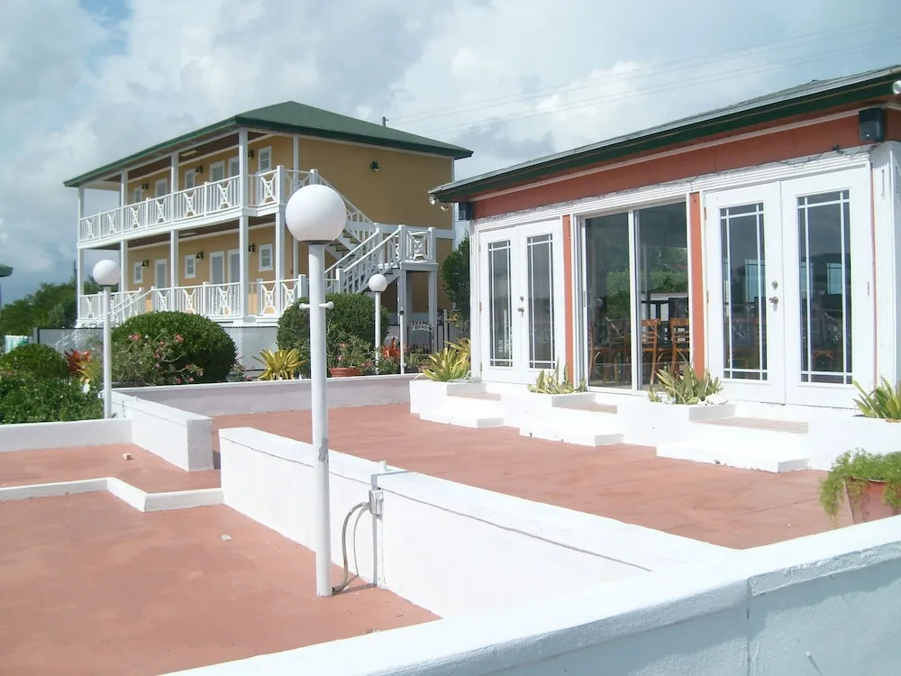 The Pointe Resort & Marina
