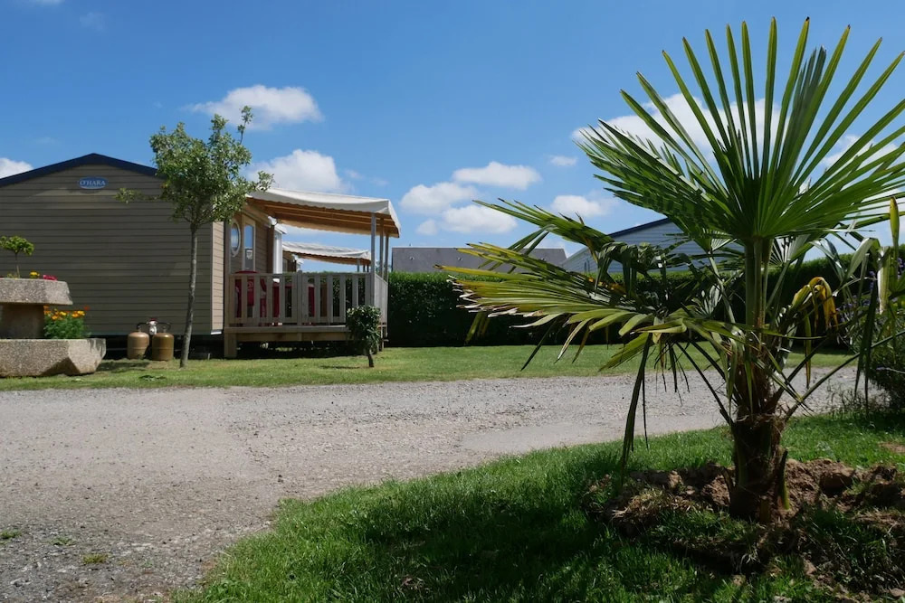 Camping Ste Mere Eglise Cottage Prestige