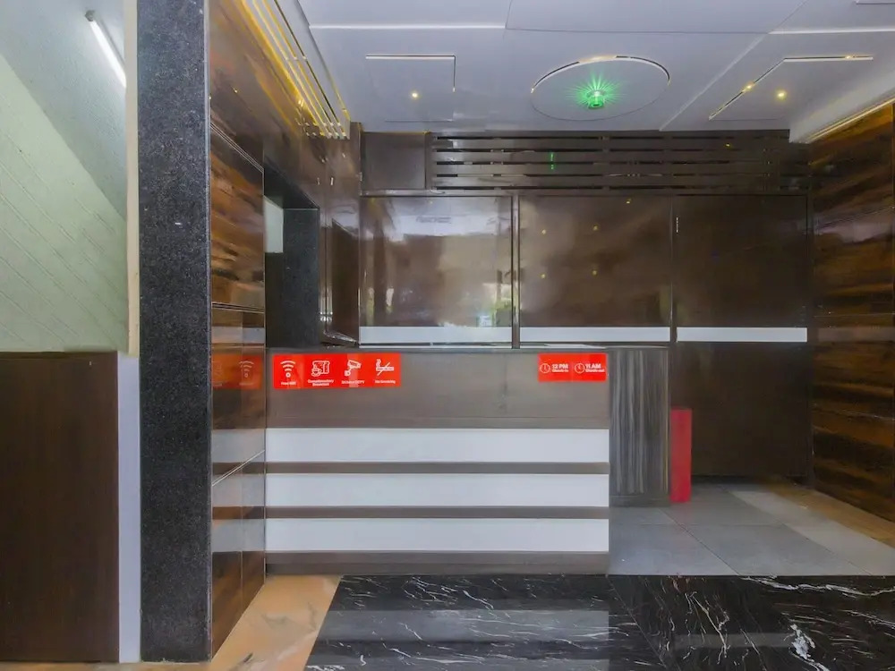 OYO 22086 Hotel Park View