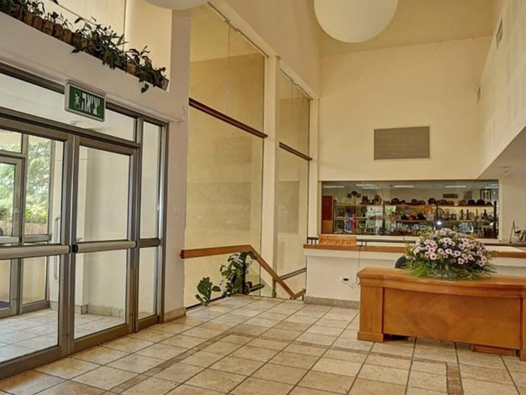 Lavi Kibbutz Hotel