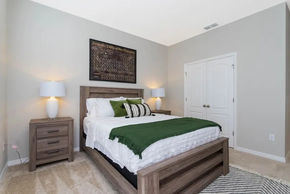 7877 Solterra Resort 6Bd 12G 130610