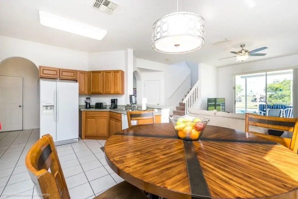 Cozy 5 Bed Pool Home at Highlands Reserve