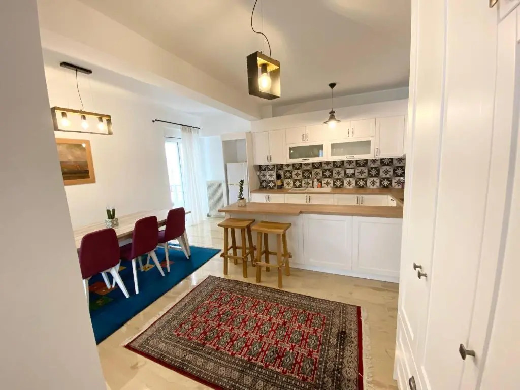 Luxury central beach suite 1’beach 5’downtown