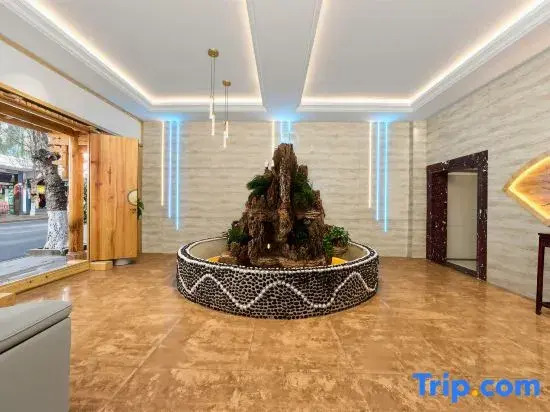 Pinecrest Intelligent Hotel
